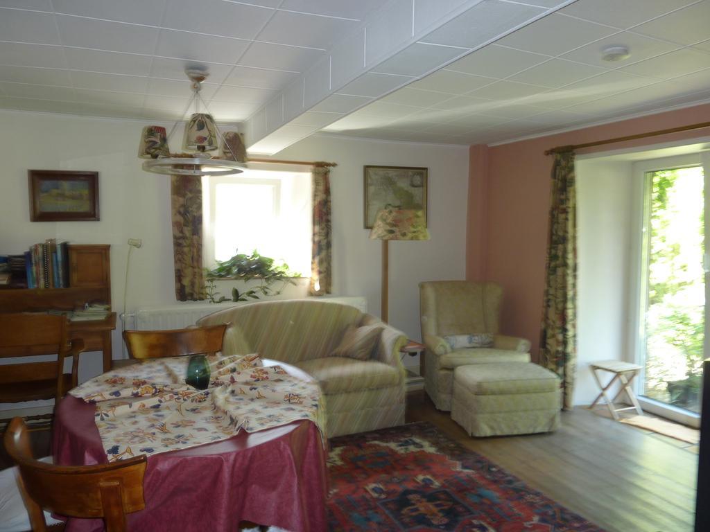 Au Jardin De Mon Pere Villa Jalhay Exterior foto